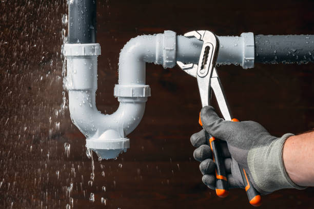 Professional Leak Detection technician working in Broken Arrow, OK